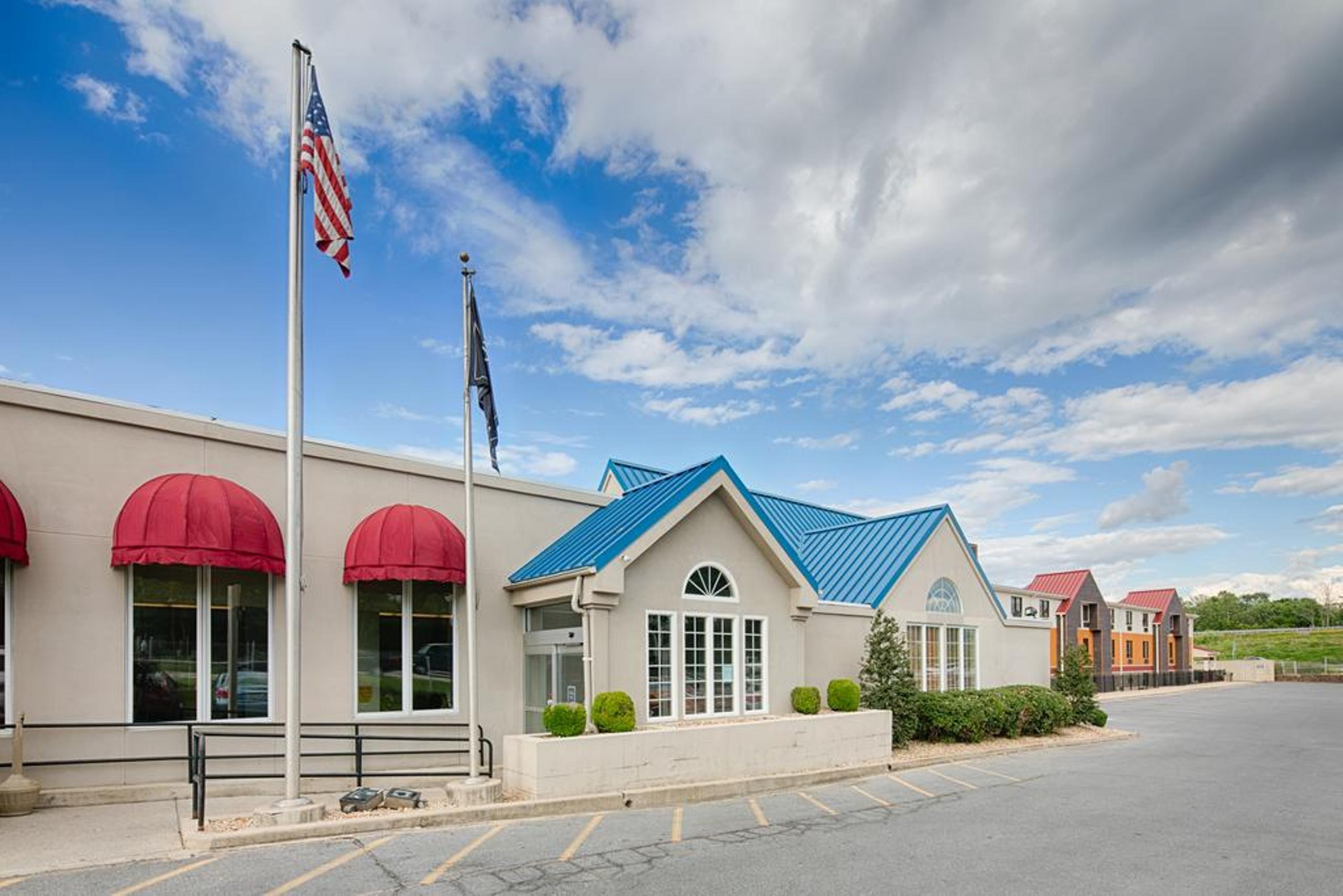 Hawthorn Extended Stay By Wyndham Chambersburg Eksteriør bilde