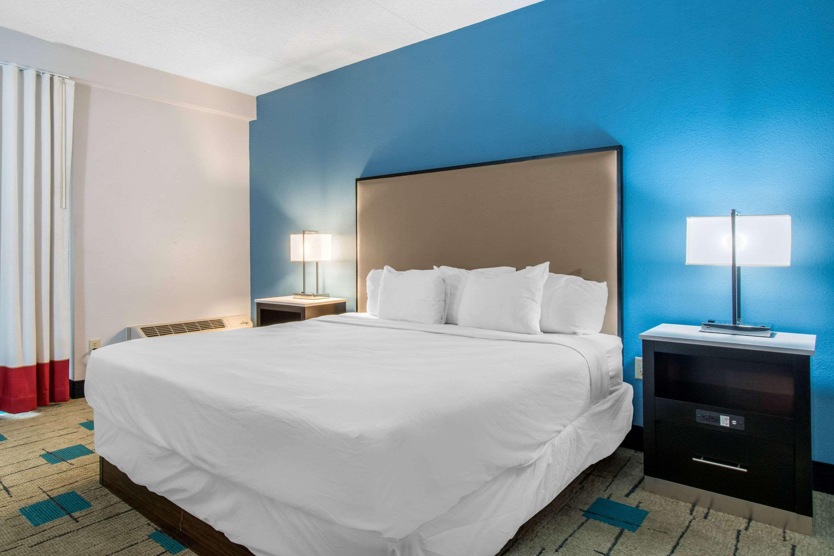 Hawthorn Extended Stay By Wyndham Chambersburg Eksteriør bilde
